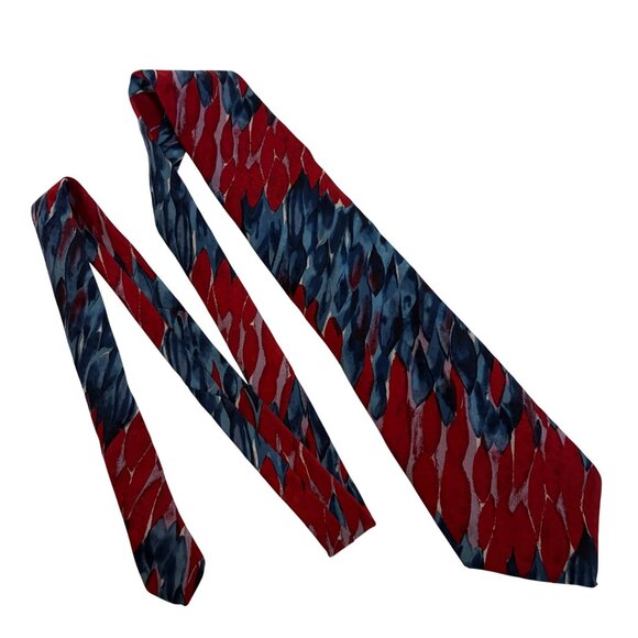 JT Beckett Silk Tie Red Blue Abstract Mens Necktie USA Office Work Formal Gift - Picture 2 of 9